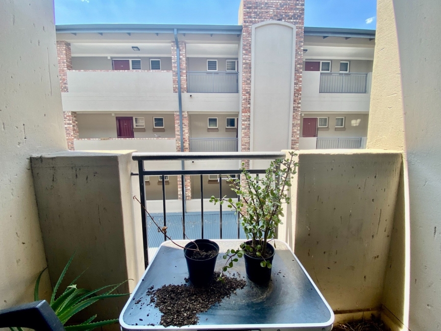 1 Bedroom Property for Sale in Mooivallei Park North West